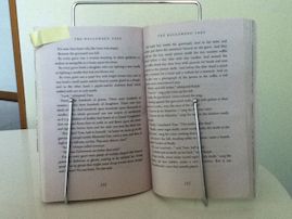bookholder2_s.jpg